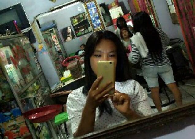 Listing image gallery