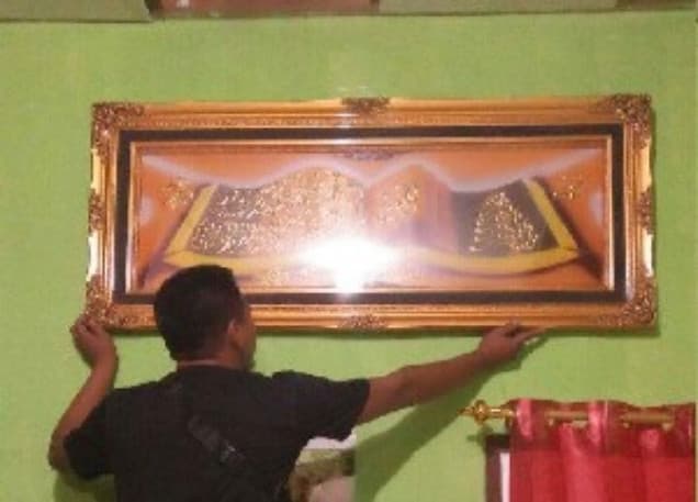 Listing image gallery