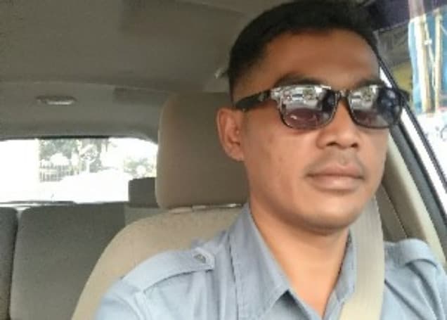 Listing image gallery