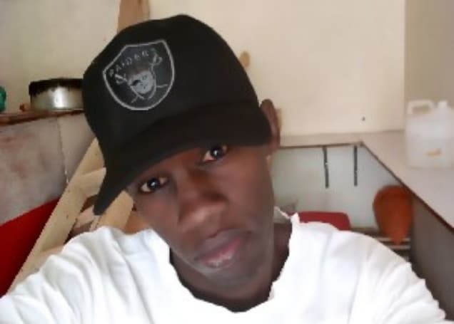 Listing image gallery