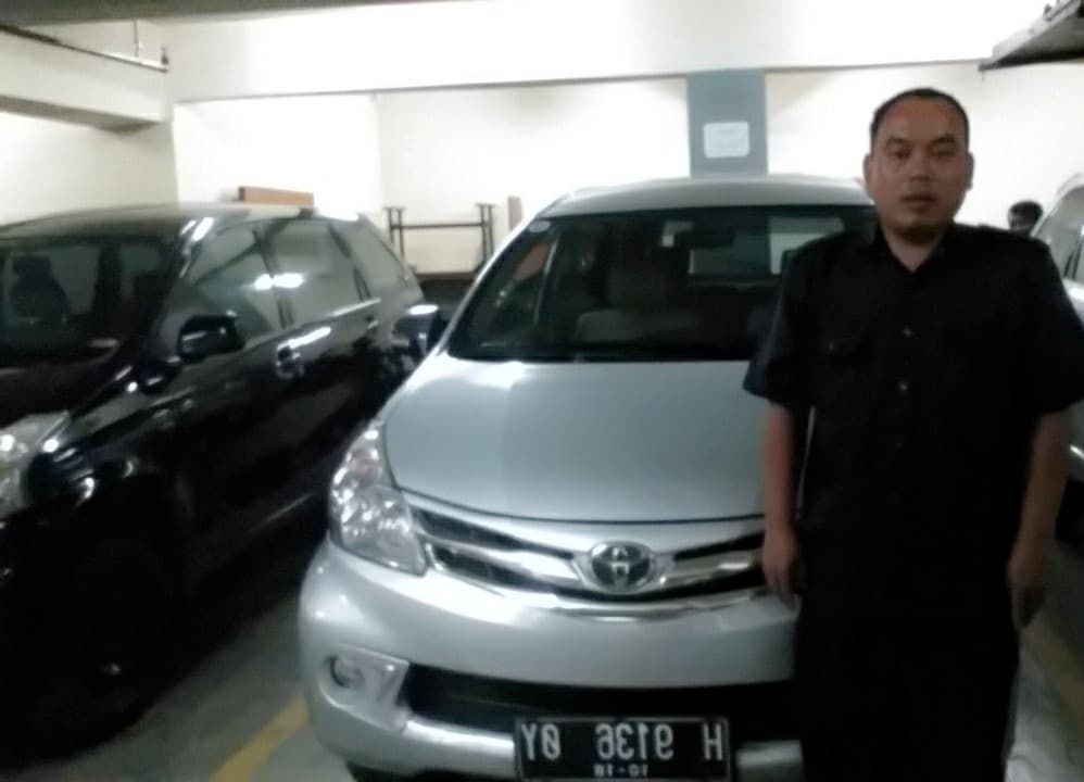 Listing image gallery