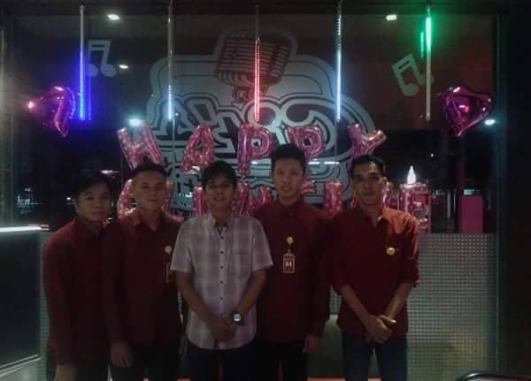 Listing image gallery