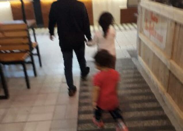 Listing image gallery