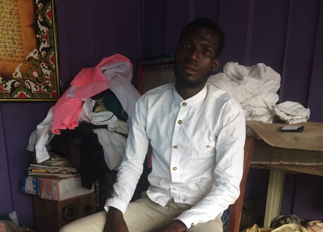 Listing image gallery