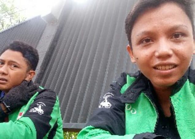 Listing image gallery