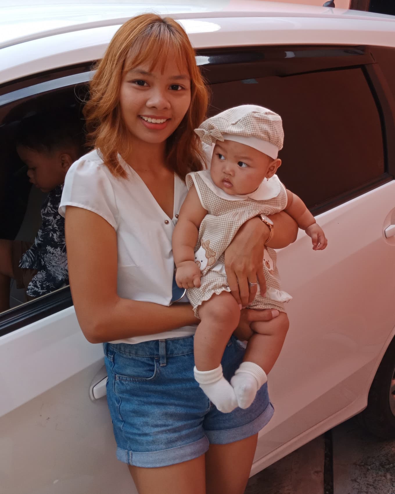 Listing image gallery