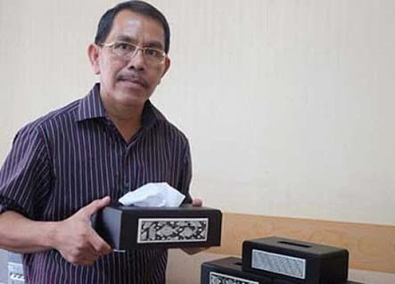 Listing image gallery