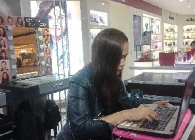 Listing image gallery