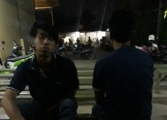 Listing image gallery