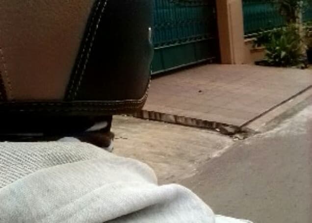 Listing image gallery