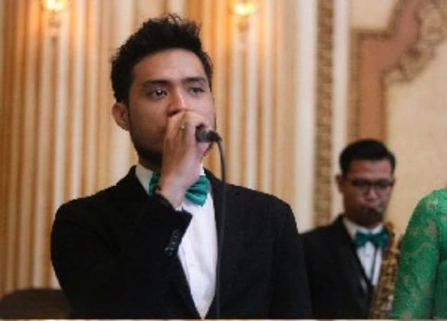 Listing image gallery