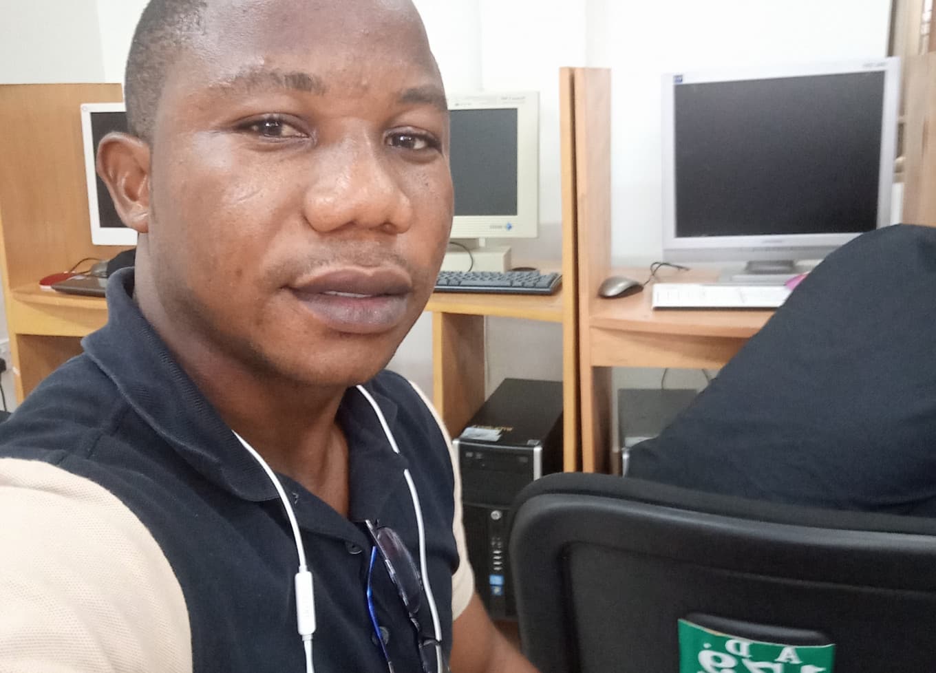 Listing image gallery