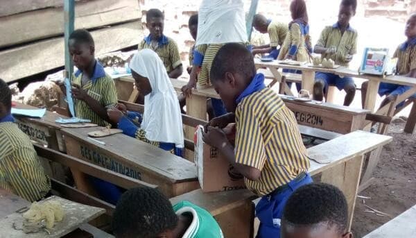 Listing image gallery