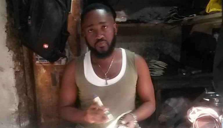 Listing image gallery