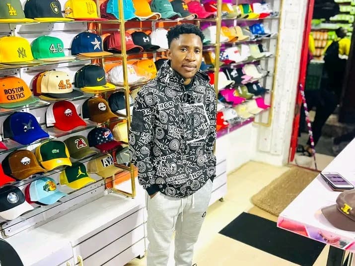 Listing image gallery