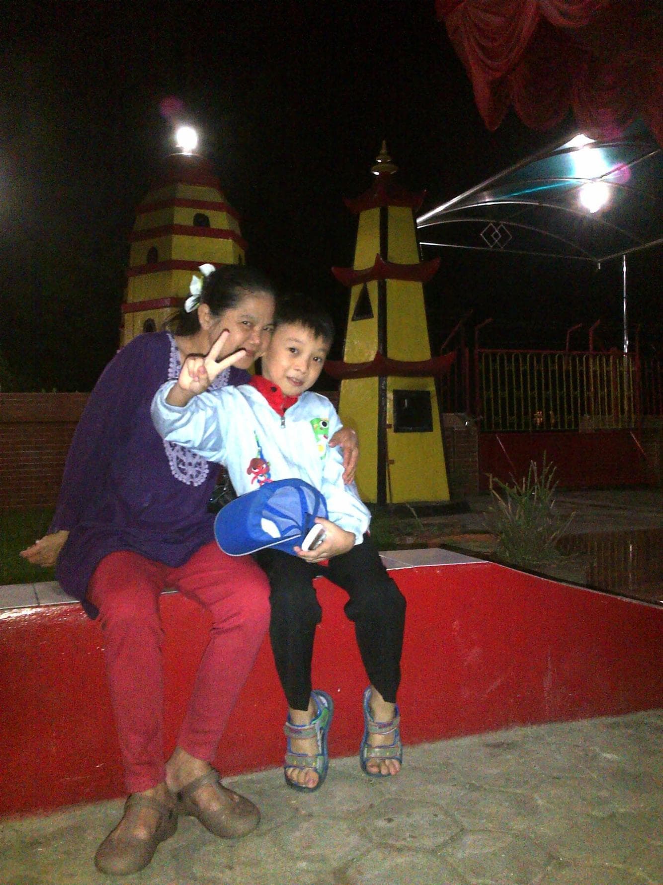 Listing image gallery