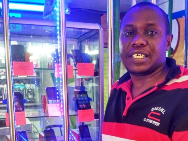 Listing image gallery