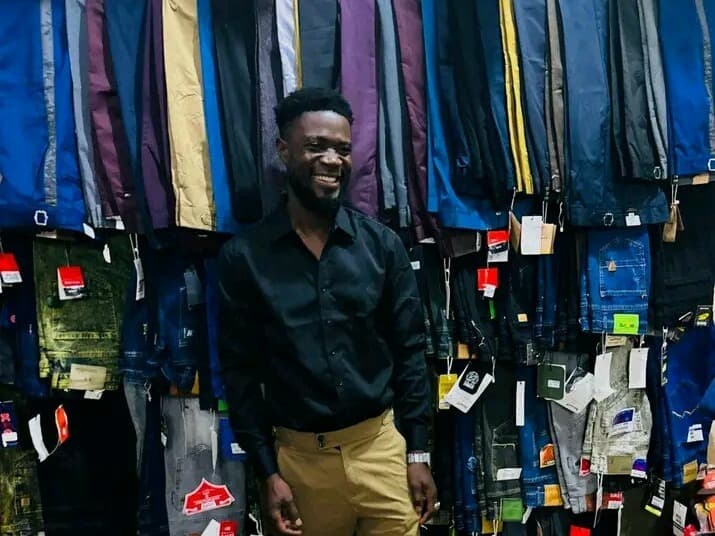 Listing image gallery