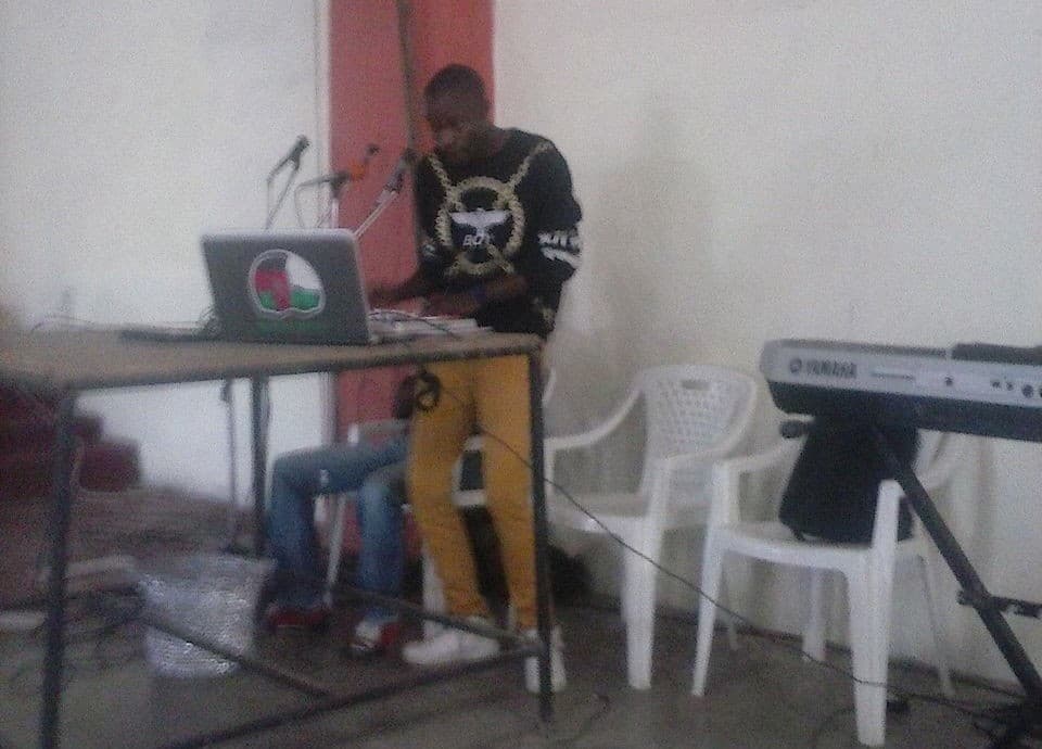 Listing image gallery