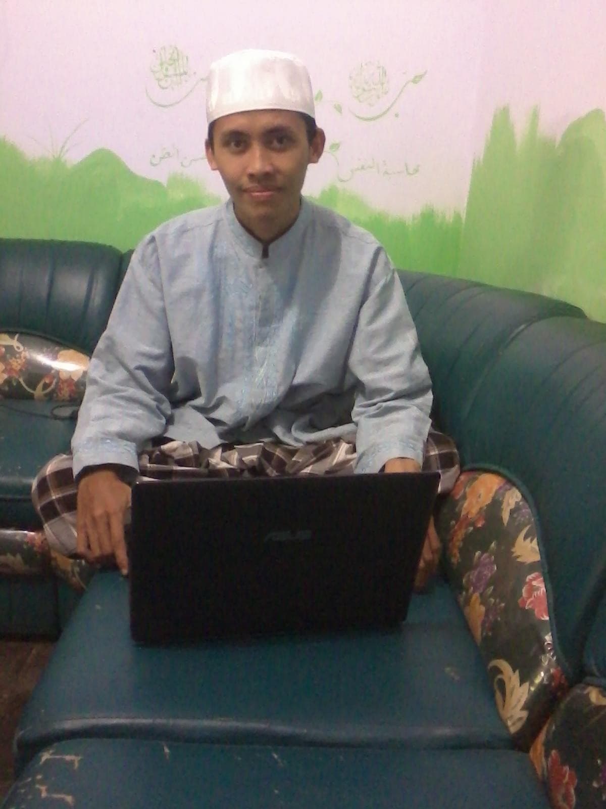 Listing image gallery