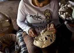 Listing image gallery