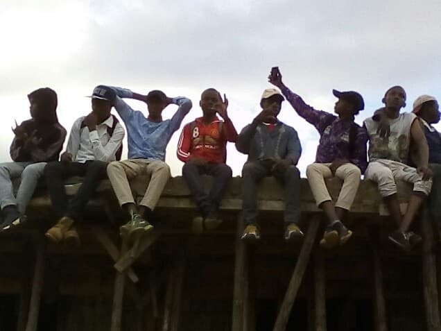 Listing image gallery