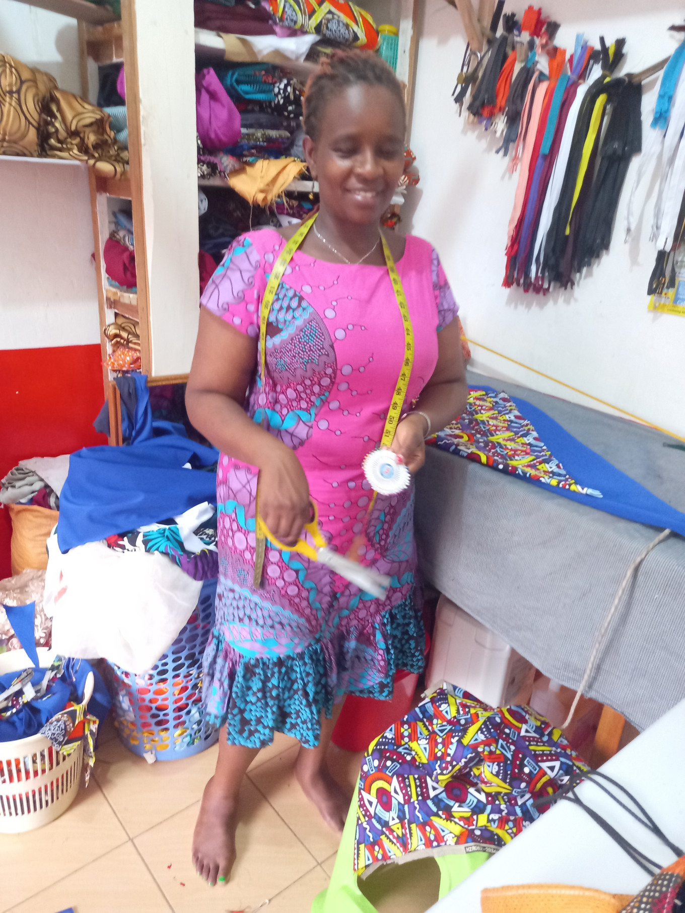 Zidisha  To help buy thread & material for sewing business